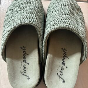 Free People Green Sandals Woven Slip-On Comfort, Beautiful-Never worn.